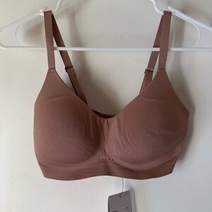 NWT Nike Alate Sport Bra S